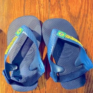 Toddler Havaianas, LIKE NEW!